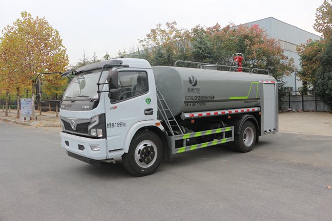 東風(fēng)福瑞卡9方消防灑水車