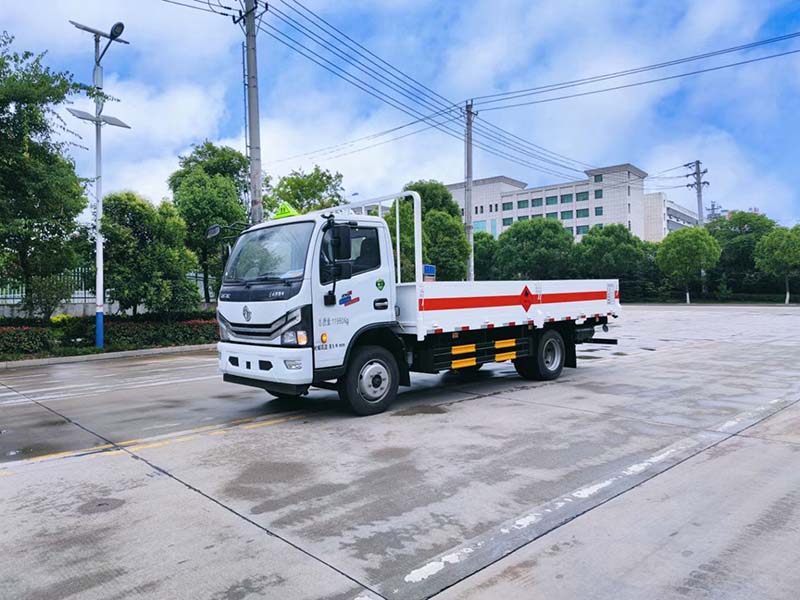 國六東風(fēng)大多利卡氣瓶運(yùn)輸車（黃牌柴油）