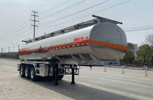 楚飛牌CLQ9403GYYBA型鋁合金運(yùn)油半掛車(chē)