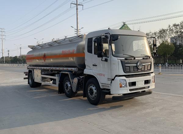 楚飛牌CLQ5265GYY6DA型鋁合金運(yùn)油車(chē)