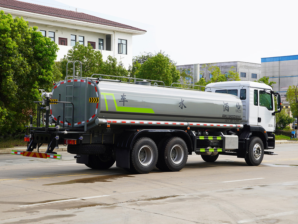CLT5250GSSZZ6型灑水車 汕德卡