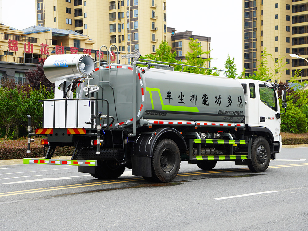 CLT5161TDYBJ6型多功能抑塵車 大金剛ES5