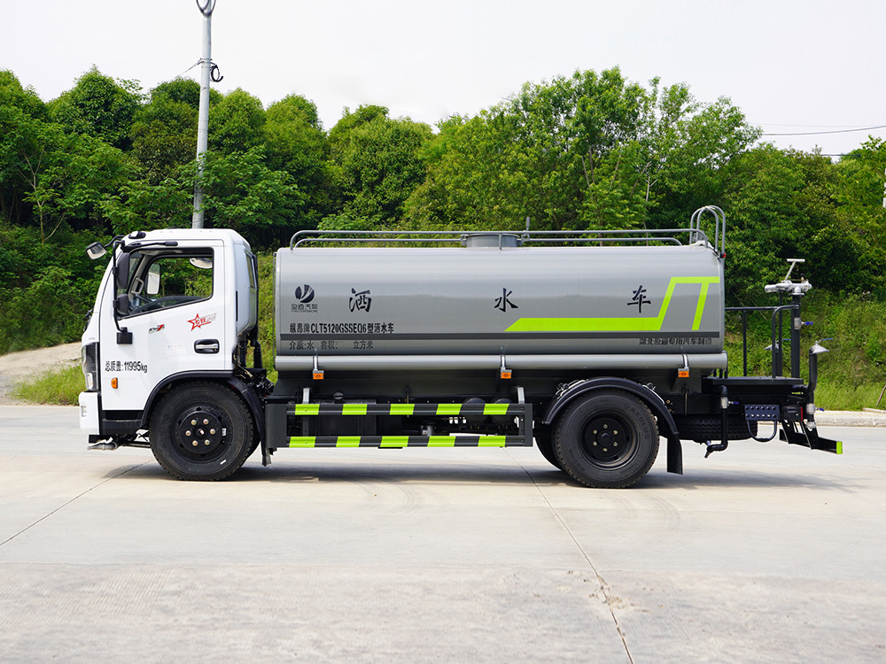 CLT5120GSSEQ6型灑水車 東風(fēng)多利卡D7